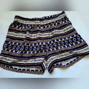 Lucky Brand Women's 100% Rayon Shorts Aztec Print Blue/Cream XS